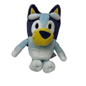 Moose Toys Bluey & Friends 8" Bluey Plush Dog